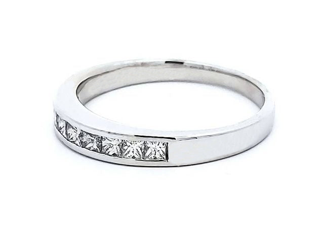 0.45 ctw Diamond Band