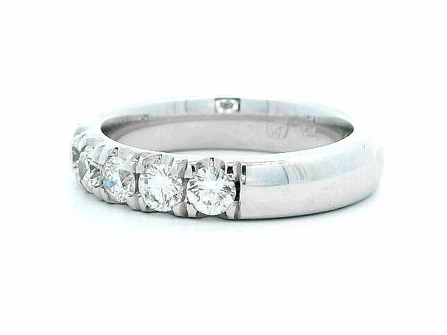 0.58 ctw Anniversary Band