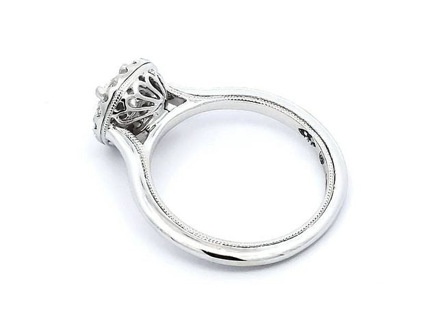 0.83 ctw Diamond Halo Engagement Ring