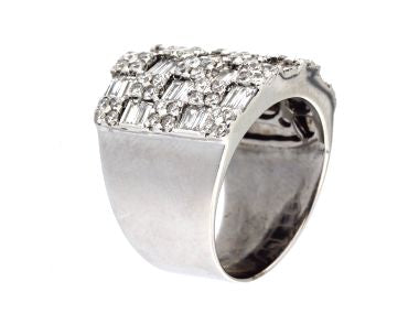 2.62 ct Fancy Diamond Ring