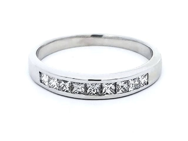 0.45 ctw Diamond Band