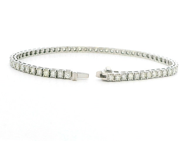 3.23 ctw Diamond Bracelet