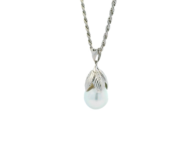 Pearl & Diamond Necklace
