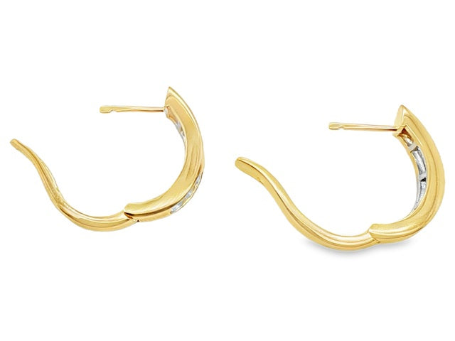 14kt Yellow Gold Natural Diamond Oval Hoop Earrings