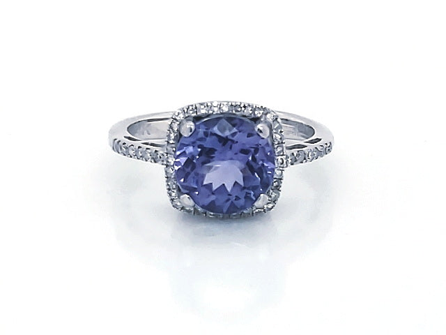 Tanzanite & Diamond Ring