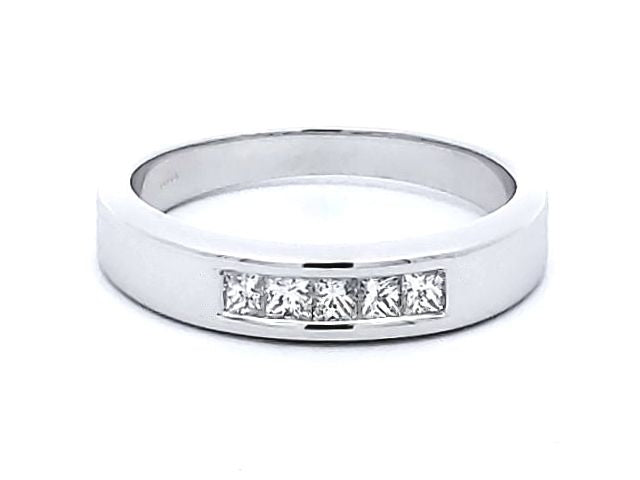 0.33 ctw Diamond Band