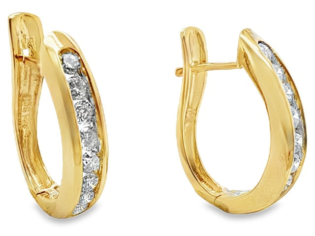 14kt Yellow Gold Natural Diamond Oval Hoop Earrings