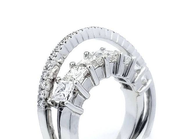 2.74 ctw Crossover Band