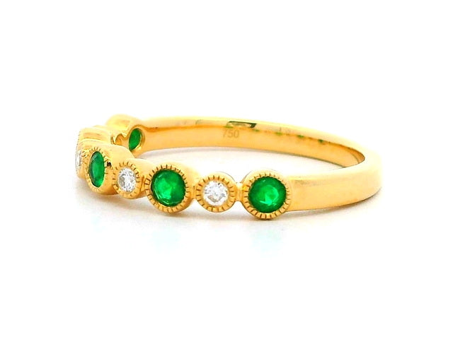 18KT Emerald & Diamond Band