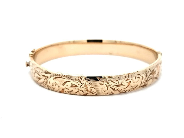 9KT Engraved Bangle