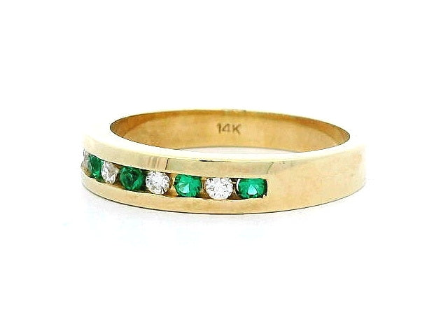 14kt Emerald and Diamond Ring
