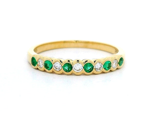 18KT Emerald & Diamond Band