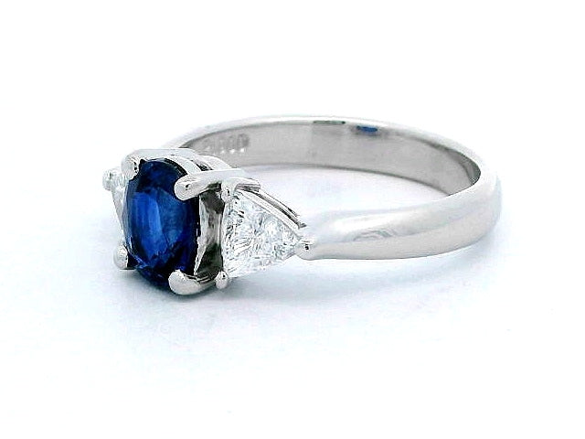 Oval Sapphire & Diamond Ring