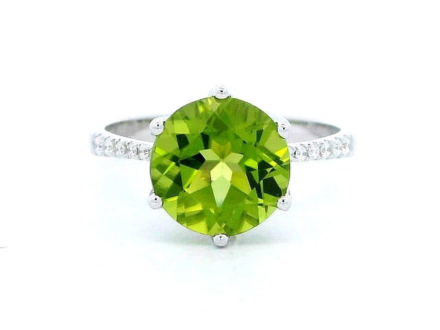Peridot and Diamond ring