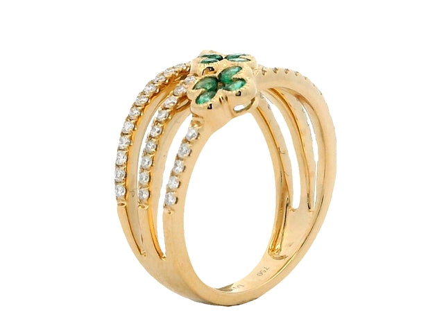 Triple Row Quatrefoil Ring