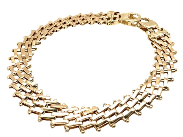14 Karat yellow gold fancy style bracelet