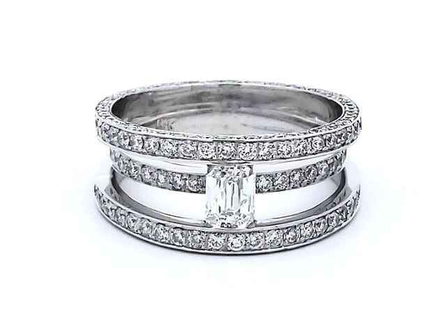 18kw 2.40 Ctw Diamond Ring