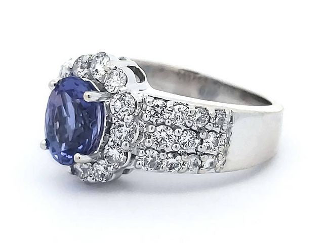 Tanzanite & Diamond Ring