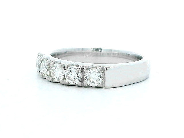 0.64 ctw Diamond Band