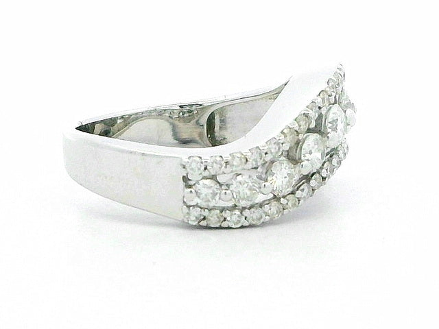 1.05 ctw Fancy Diamond Band