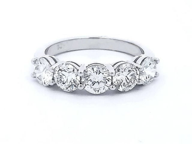 2.01 ctw Diamond Band