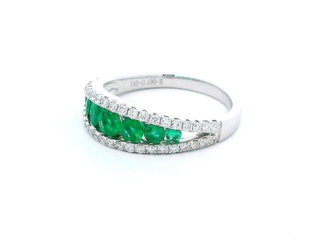 Emerald & Diamond Ring