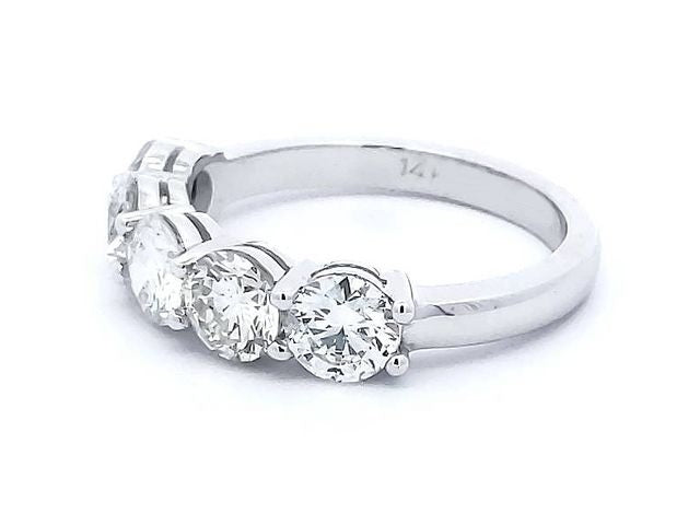 2.01 ctw Diamond Band