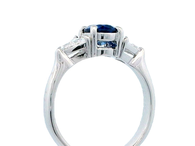 Oval Sapphire & Diamond Ring