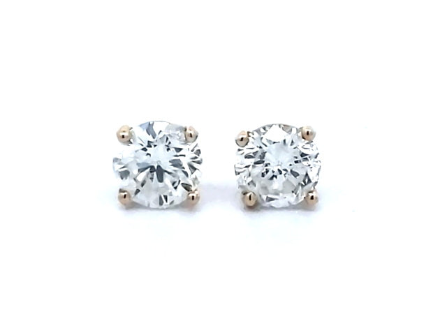 1.05 ctw Diamond Studs