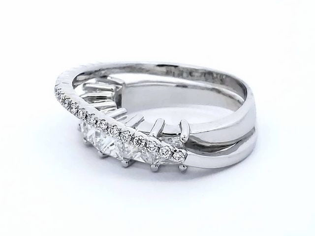 2.74 ctw Crossover Band