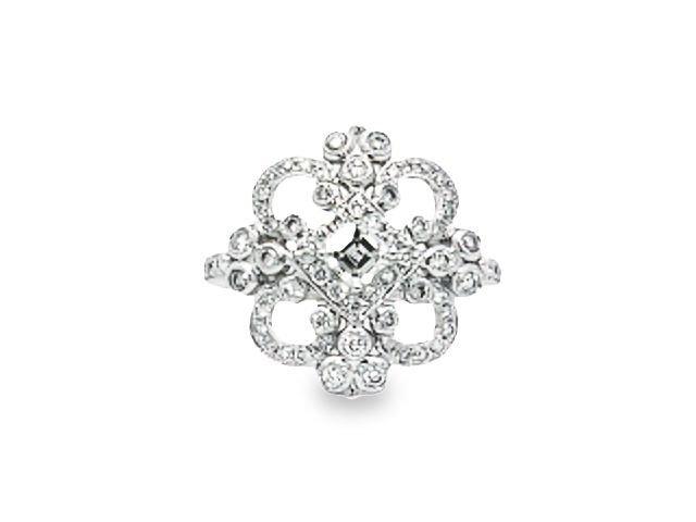 18KT Antique Style Ring