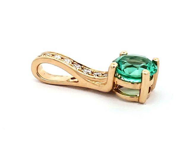 Lady's Drop Round Emerald and