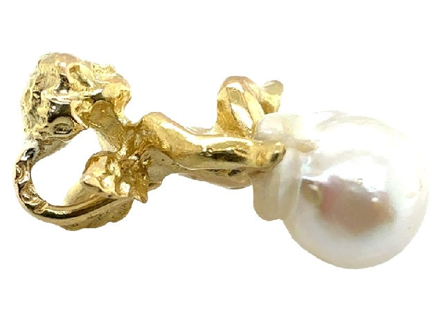 18k yellow gold cherub pendant with a single pearl