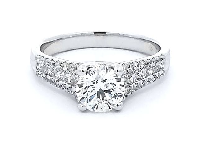 1.01 ct. Diamond Engagement Ring
