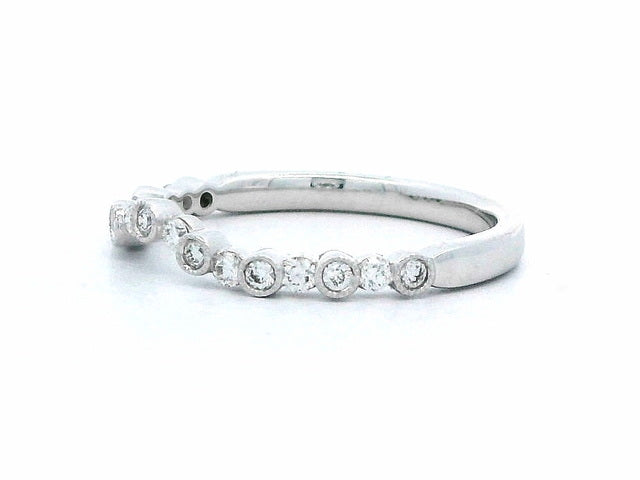 18KT Fitted Wedding Band