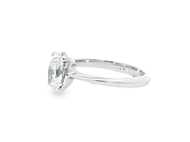 Lab Grown 1.22 ct Oval Diamond Ring