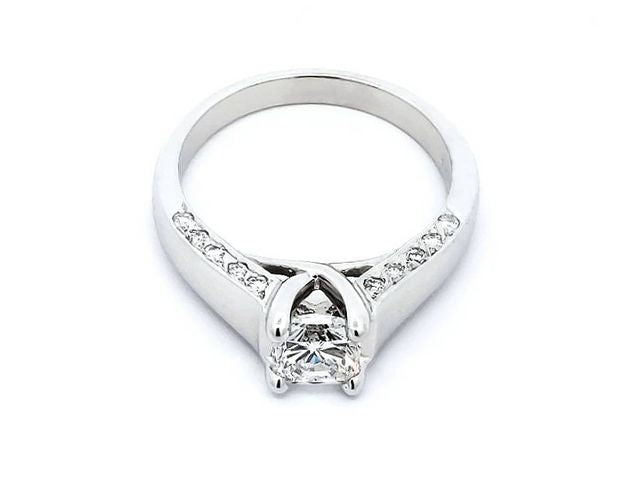 0.93ct Radiant Cut Diamond Ring