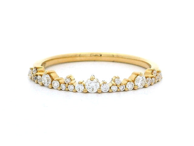 18KT Fancy Diamond Band