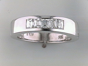 14kw .86ctw Classic Cut Band