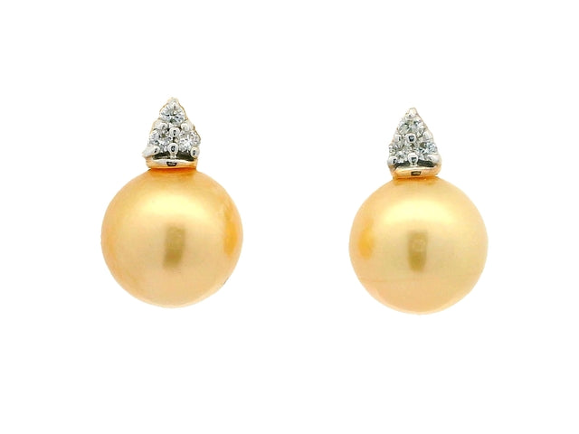 Pearl Stud Earring and Pendant Set