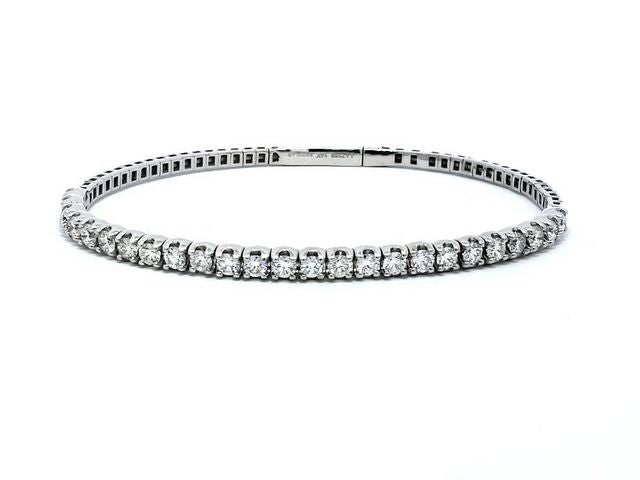 2.30 ctw Diamond Bangle