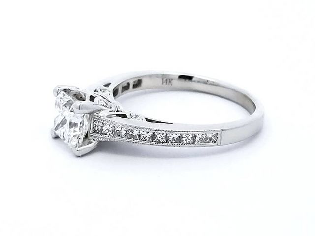 1.06 ct. Princess Cut Diamond Engagement Ring