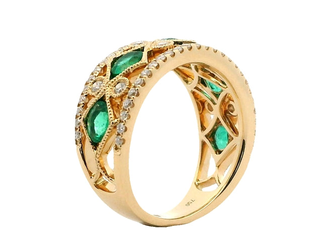 Oval Emerald and Diamond Band