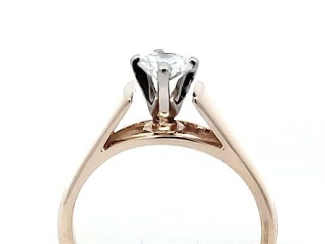 0.40 ctw Engagement Ring