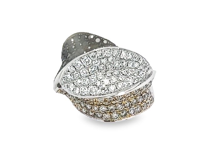 18kt 3.15ctw Tricolour Diamond Ring